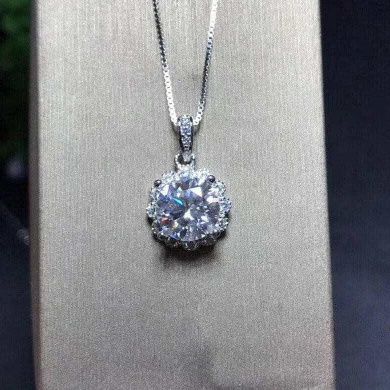 1.0 Ct Round Diamond Pendant Necklace-Evani Naomi Jewelry