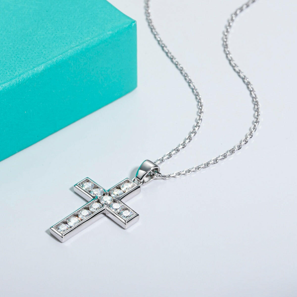 2.2 Cttw Diamond Cross Pendant Necklace-Evani Naomi Jewelry
