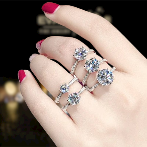 3.0 Ct Classic Style Round Cut Diamond Engagement Ring-Evani Naomi Jewelry
