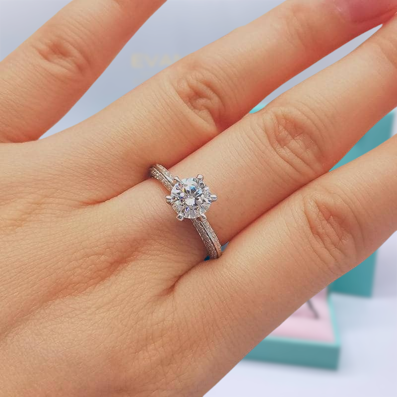 3.0 Ct Round Diamond Engagement Ring-Evani Jewelry