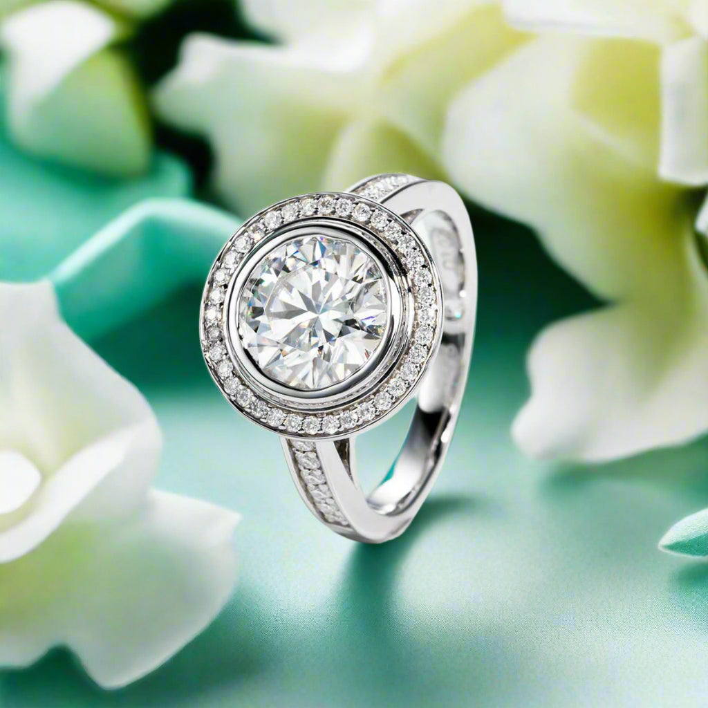 3.0 Ct Round Halo Diamond Engagement Ring-Evani Jewelry