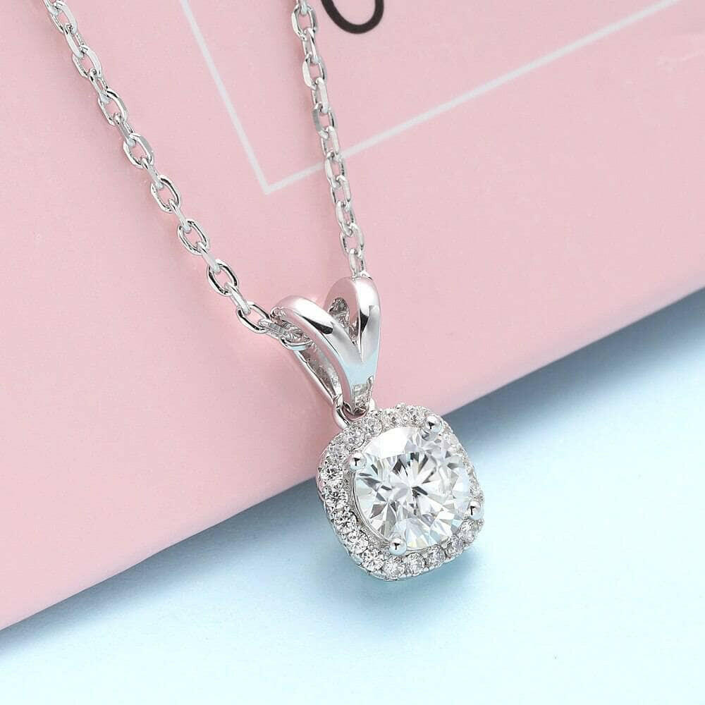 6.5mm Round Cut Diamond Halo Pendant Necklace-Evani Naomi Jewelry