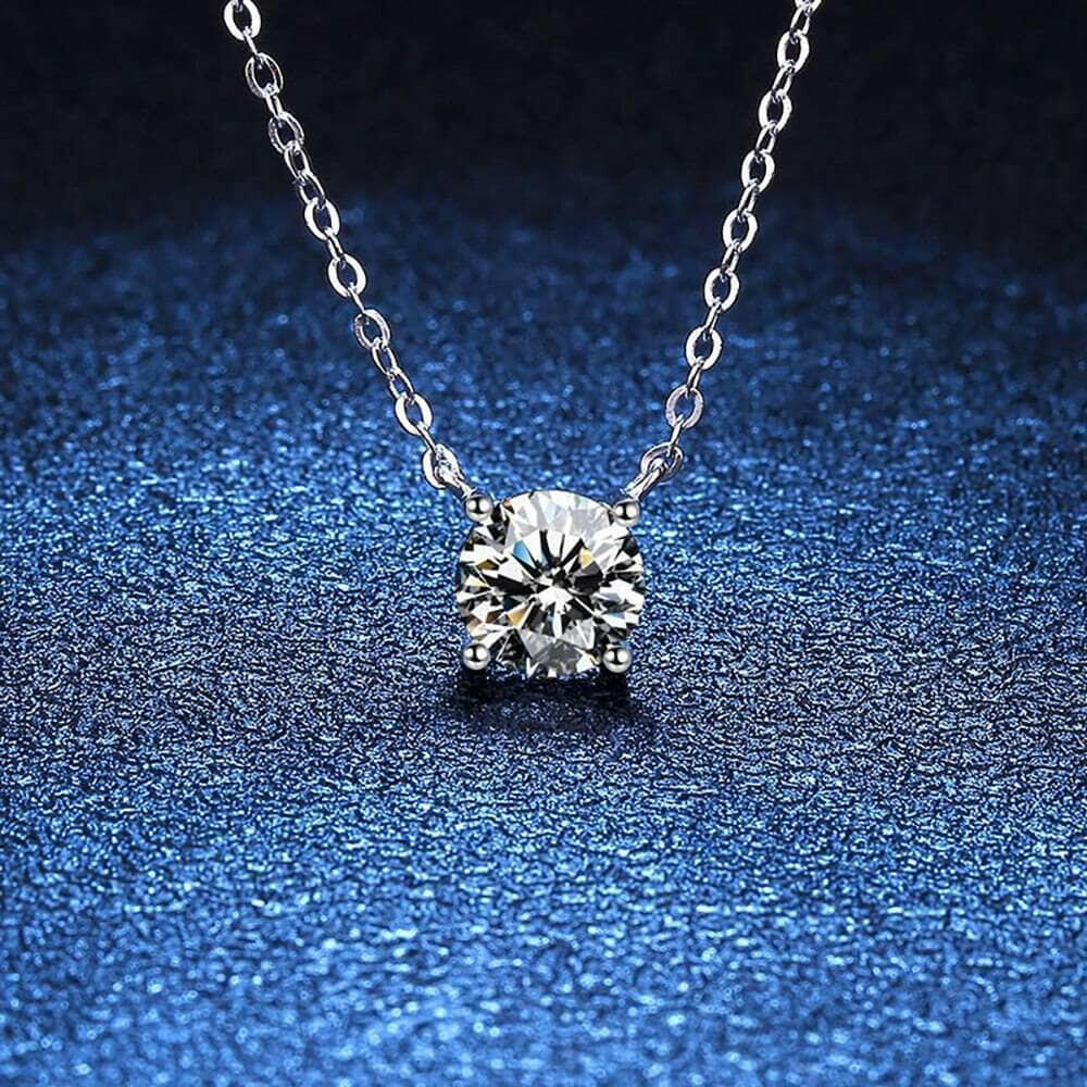 Classic 1.0 Ct Round Cut Diamond Pendant Necklace-Evani Naomi Jewelry