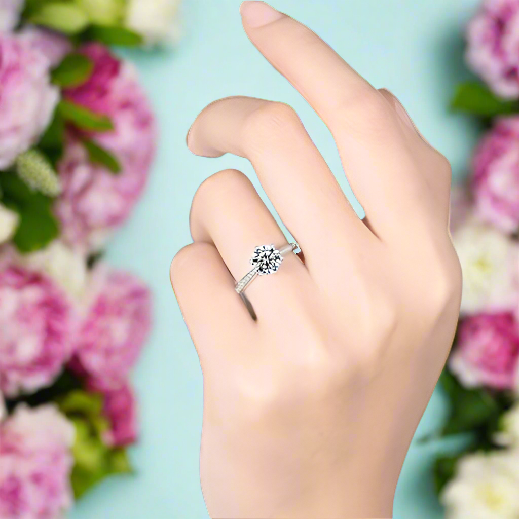 Classic 1.0 Ct Round Diamond Engagement Ring-Evani Naomi Jewelry