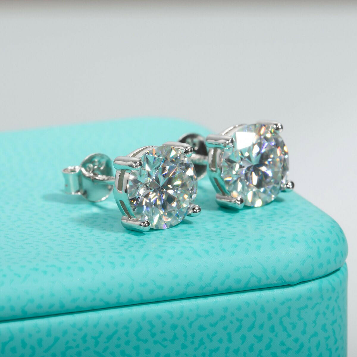 Classic 2ct Diamond Stud Earrings-Evani Naomi Jewelry