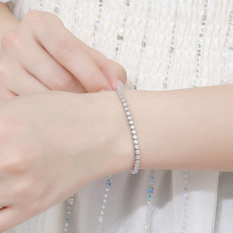 Classic 2mm Diamond Tennis Bracelet-Evani Naomi Jewelry