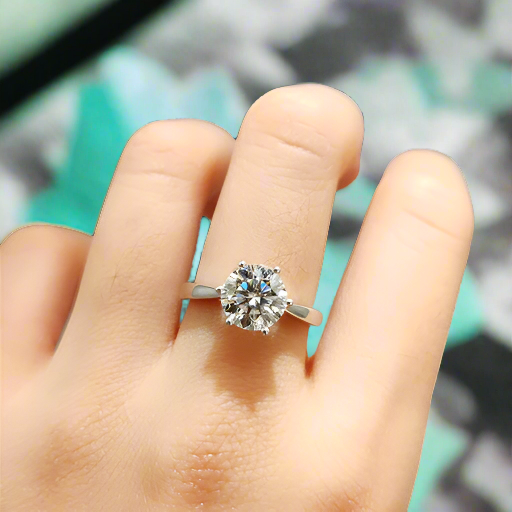 Classic 3.0 Ct Round Diamond Engagement Ring-Evani Jewelry