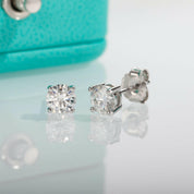 Classic 4.0mm Diamond Stud Earrings-Evani Naomi Jewelry