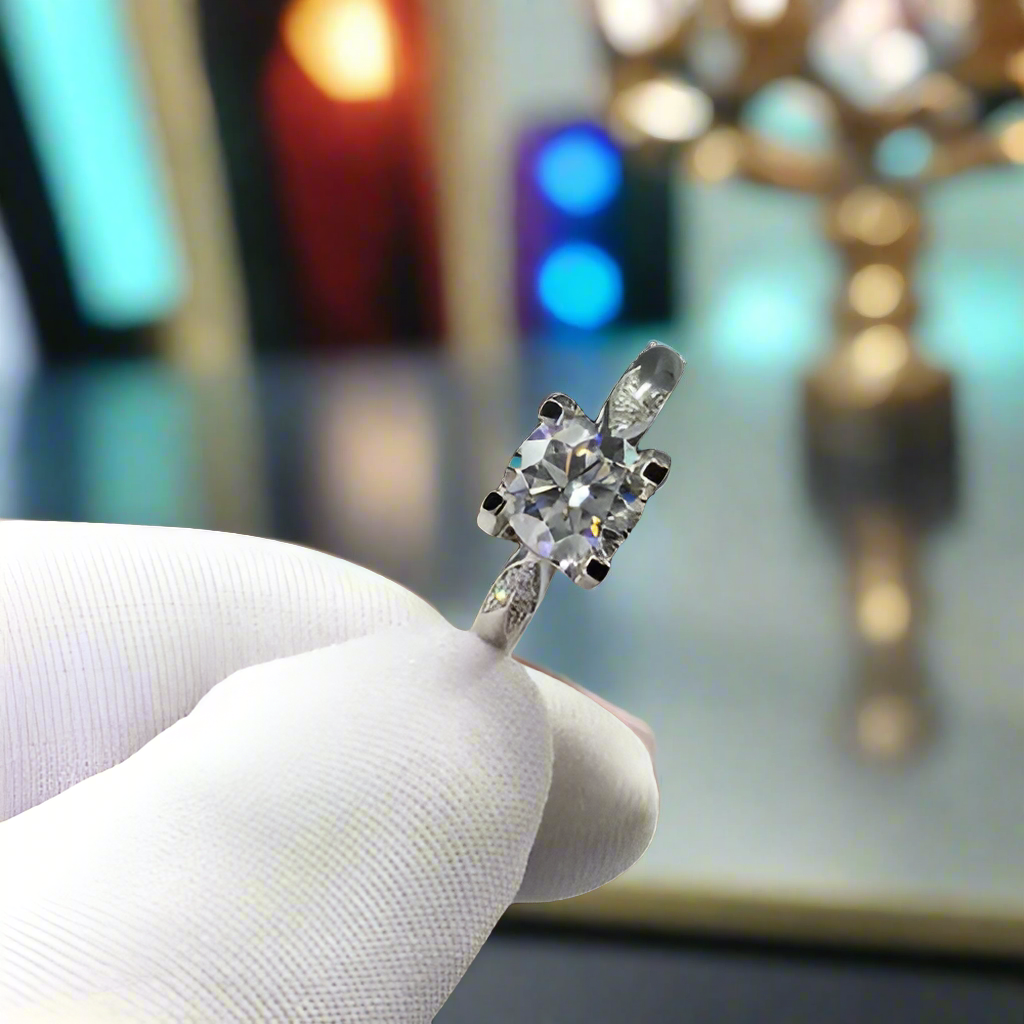 Classic Round Cut Diamond Cow Head Engagement Ring-Evani Jewelry
