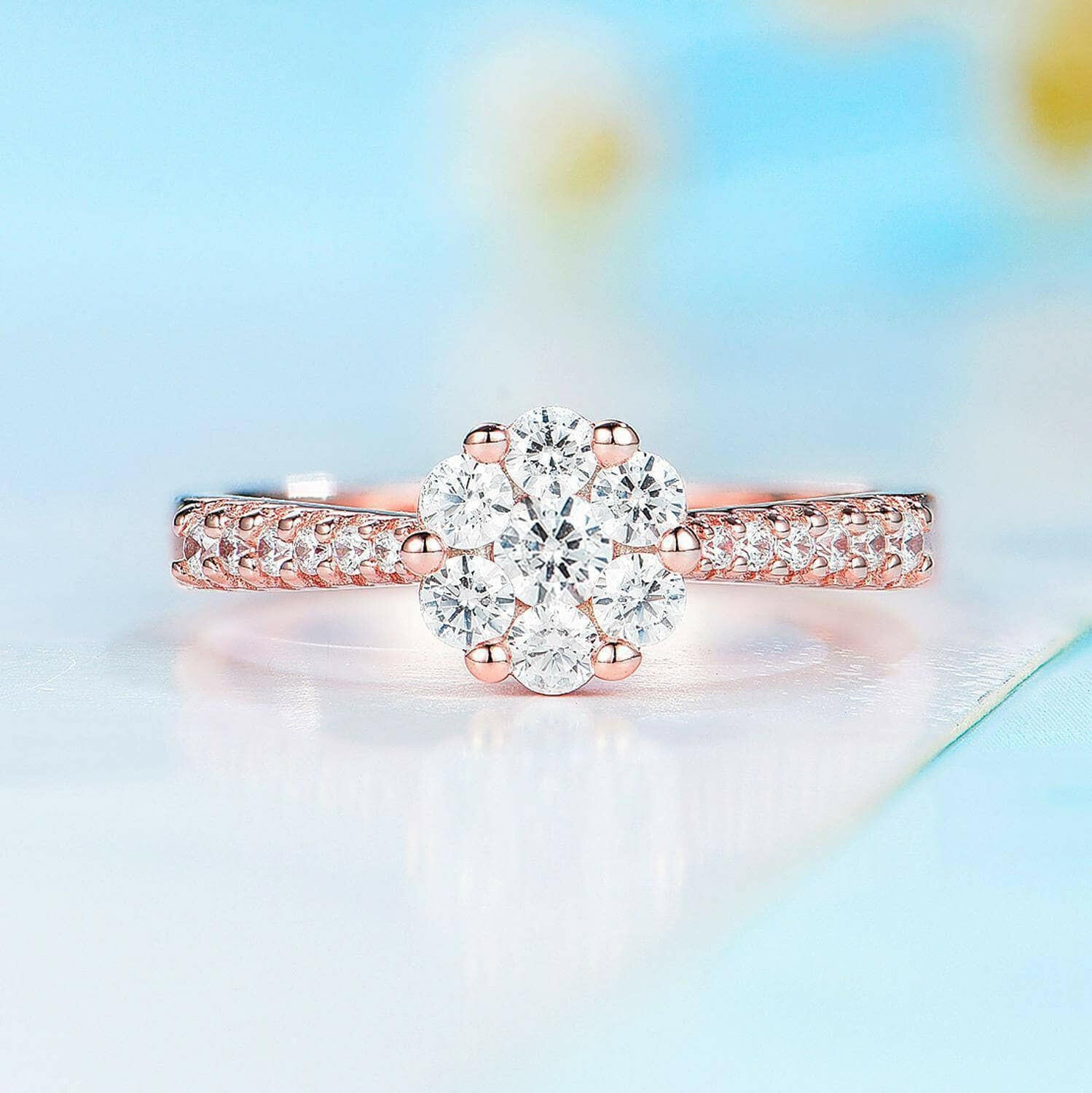 Classic Round Cut Diamond Engagement Ring-Evani Jewelry