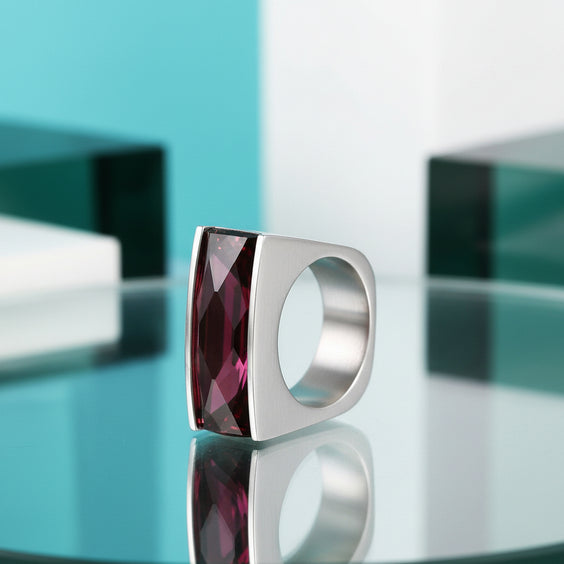 White Gold/ Red Wine