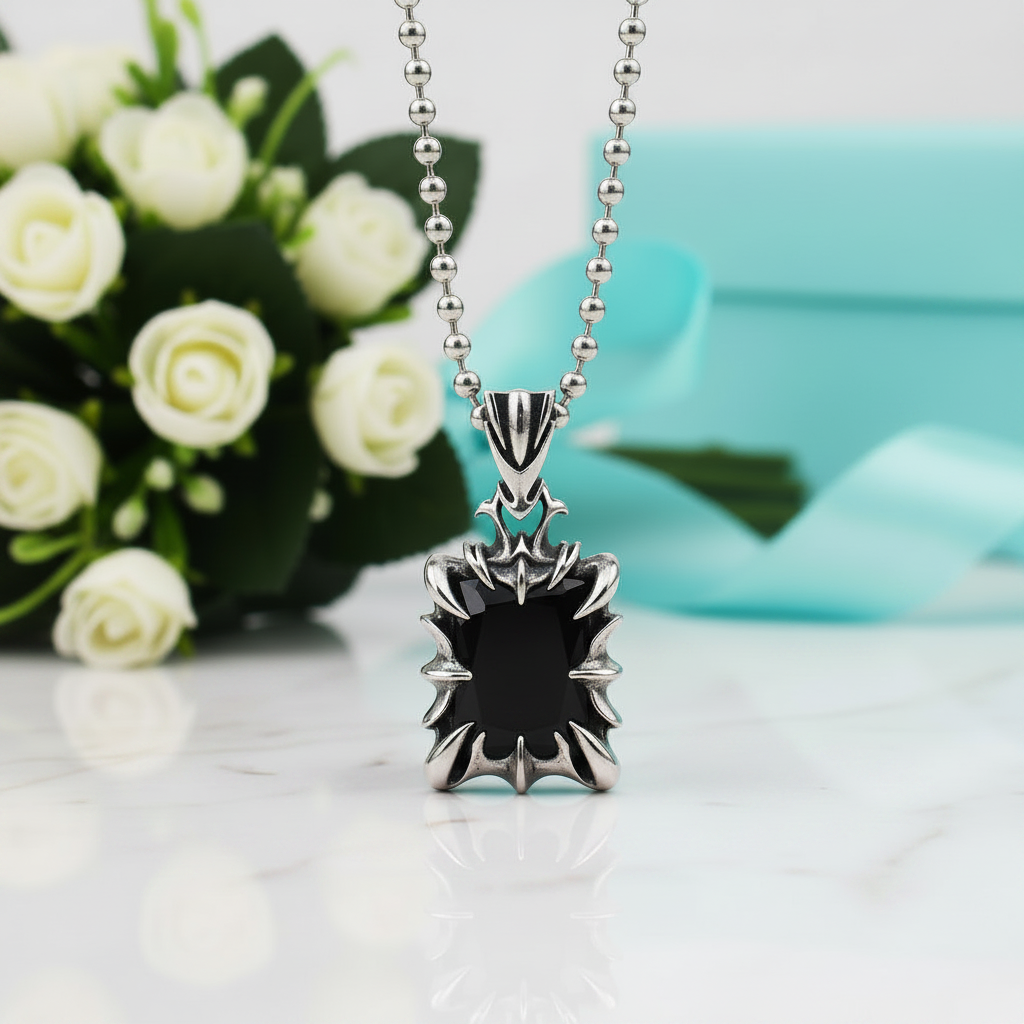 Cushion-cut-Diamond-Punk-Necklace.png