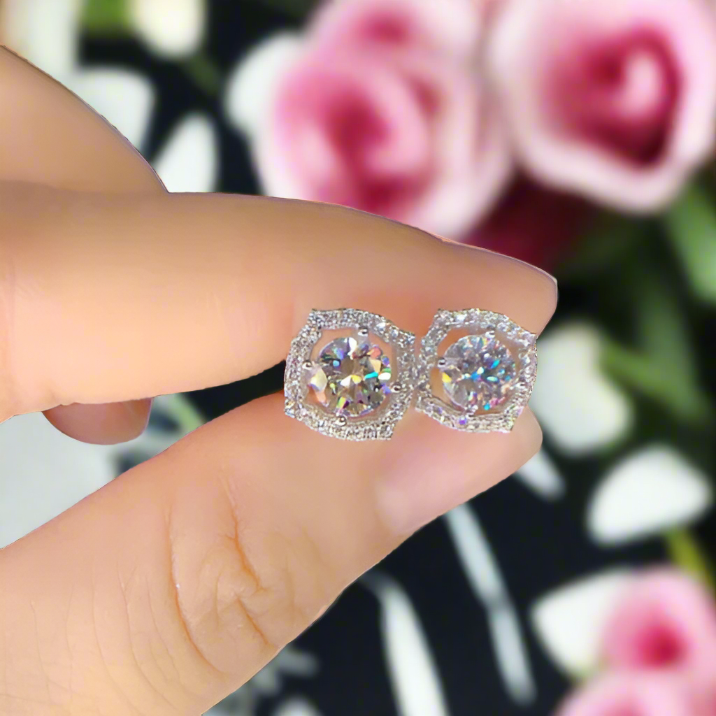 Cute 1.0 Cttw Round Cut Diamond Stud Earrings-Evani Naomi Jewelry
