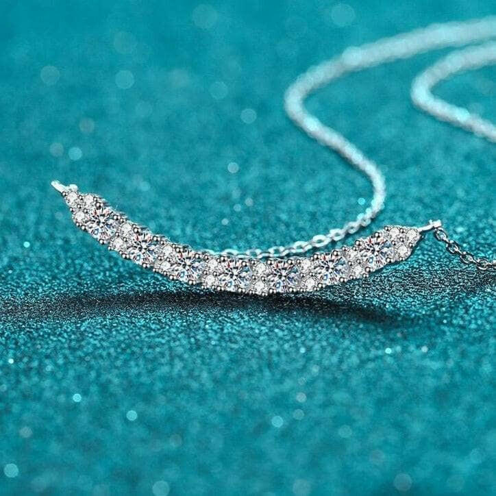 Elegant 0.8 Ct Round Diamond Necklace-Evani Naomi Jewelry