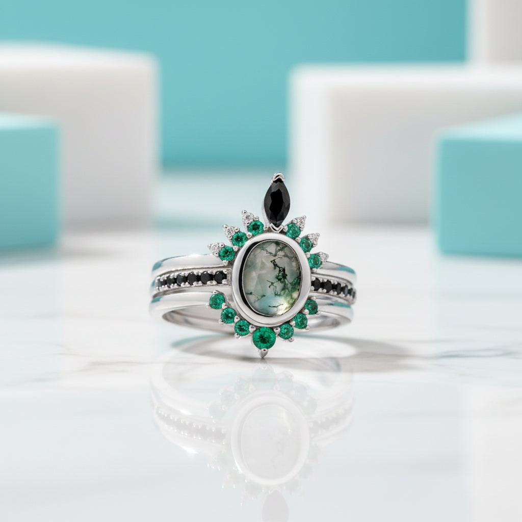 Emerald Dawn – Round-cut Moss Agate & Onyx Sunburst Ring-Evani Jewelry