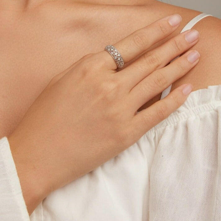 Exquisite Hollow Pattern Wedding Band-Evani Naomi Jewelry