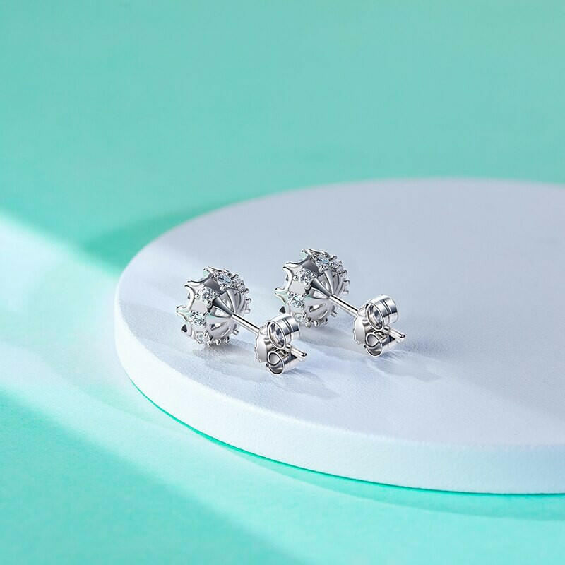 Gorgeous 1.0ct Diamond Flower Stud Earrings-Evani Naomi Jewelry