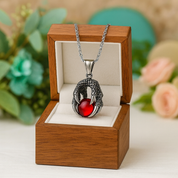 Classic Domineering Garnet Dragon Claw Necklace