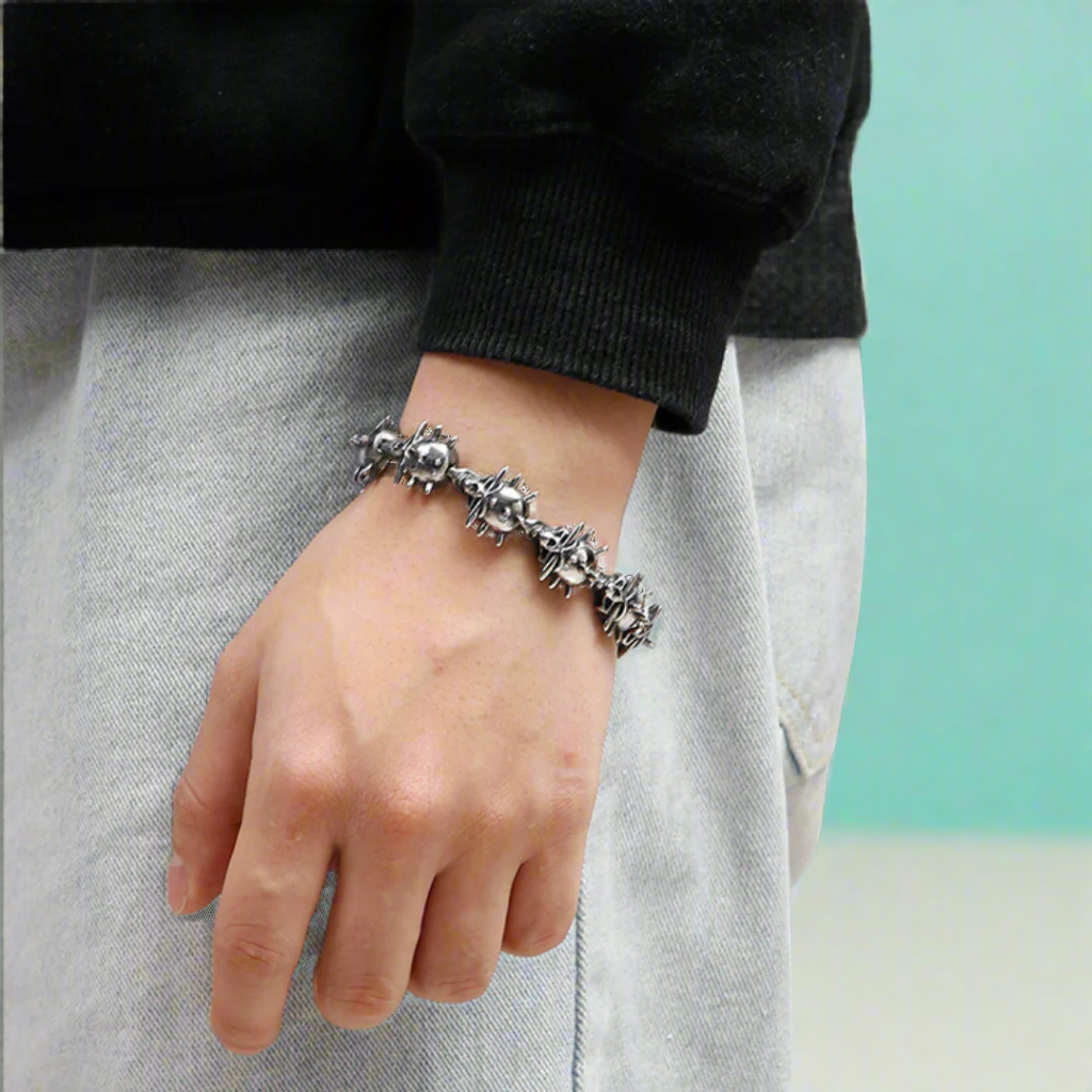 Punk Style Barbed Skull & Men's Star Bracelet-Evani Naomi Jewelry