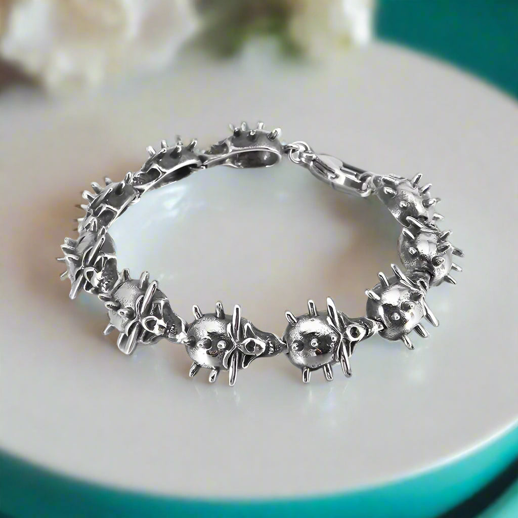 Punk Style Barbed Skull & Men's Star Bracelet-Evani Naomi Jewelry