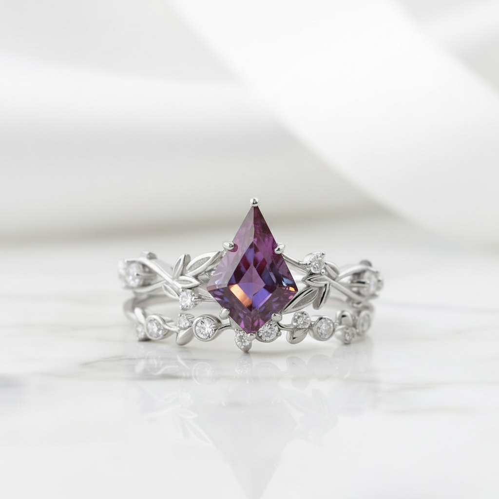 Kite Cut Alexandrite Birthstone Ring-Evani Jewelry