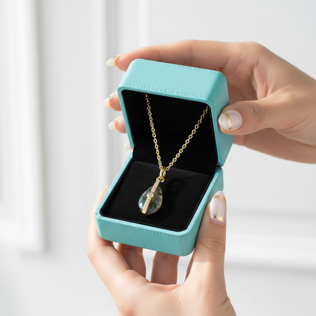 Rooted Love- Natural Moss Agate Pendant Necklace