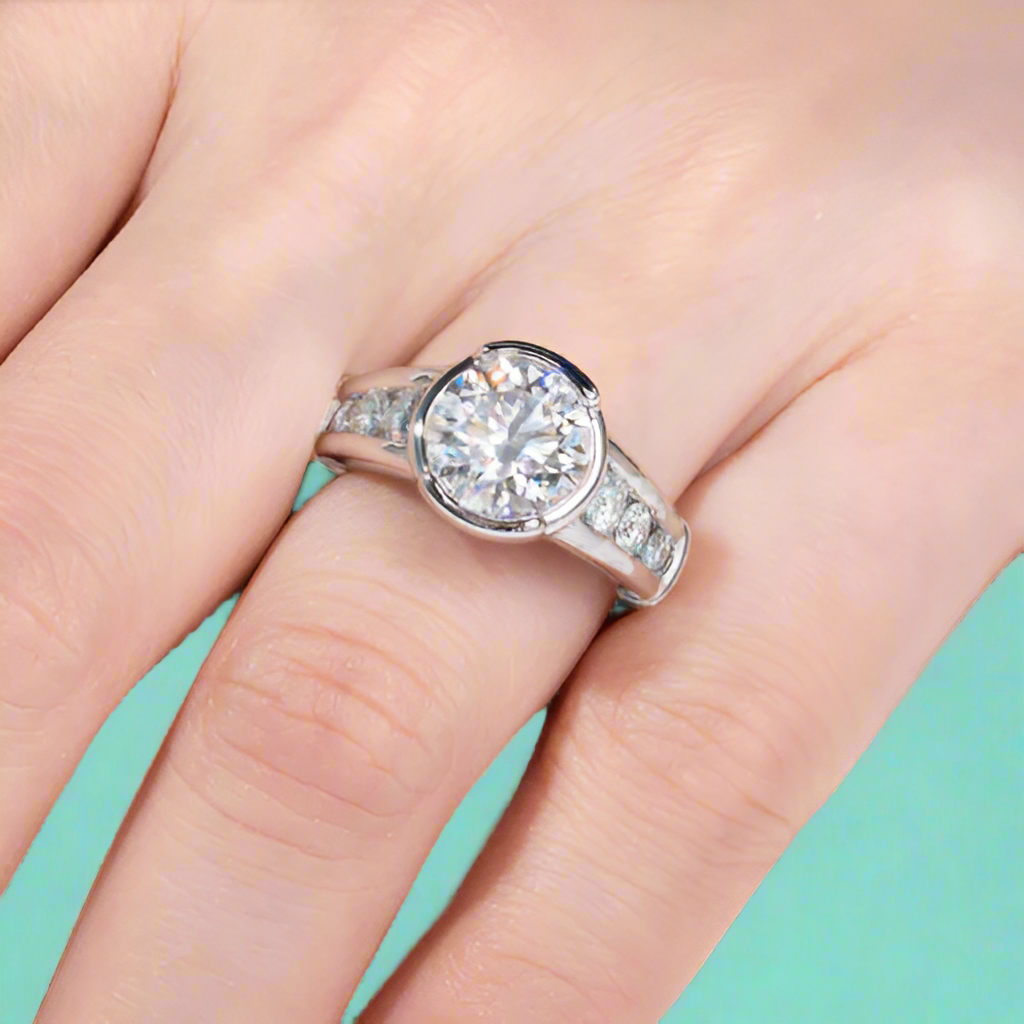 Round Cut 3.0 Ct Diamond Engagement Ring-Evani Jewelry