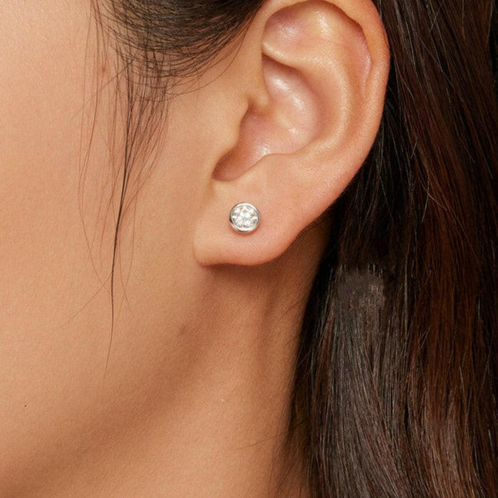 Round Cut Bezel Setting Diamond Stud Earrings-Evani Naomi Jewelry