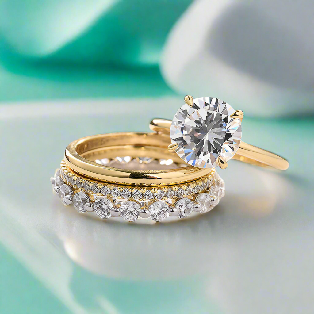 Round Cut Diamonds Yellow Gold Bridal Ring Set-Evani Naomi Jewelry