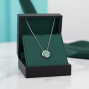 Round-cut 0.5 ct Green Diamond Option Solitaire Necklace