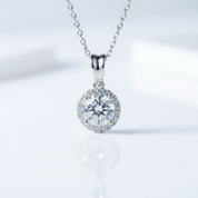 Round-cut 1.0 ct Diamond Option Halo Jewelry Set