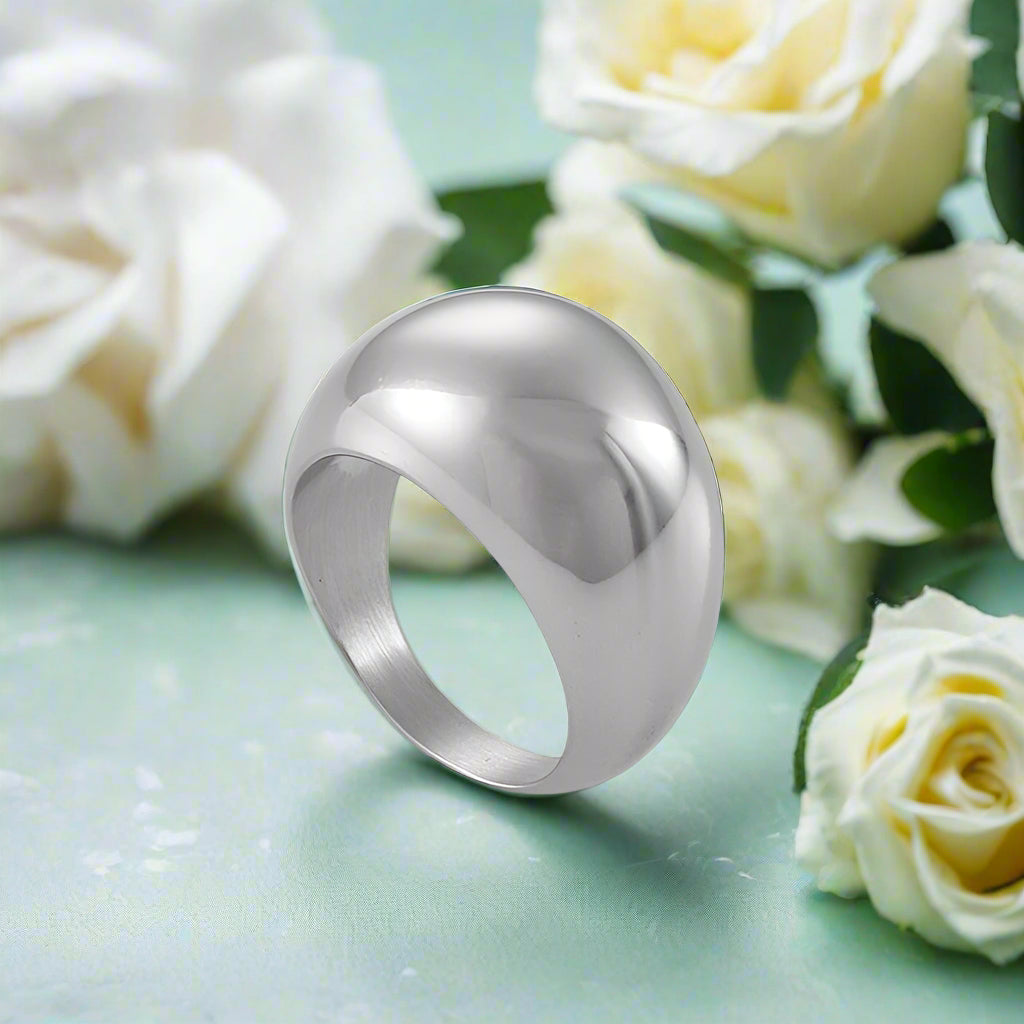 Vintage Style Oval Wedding Band-Evani Naomi Jewelry
