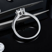 White Gold 1.0 Ct Round Cut Diamond Engagement Ring-Evani Naomi Jewelry