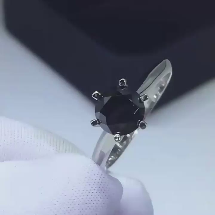 1.0 Ct Black Round Cut Diamond Engagement Ring