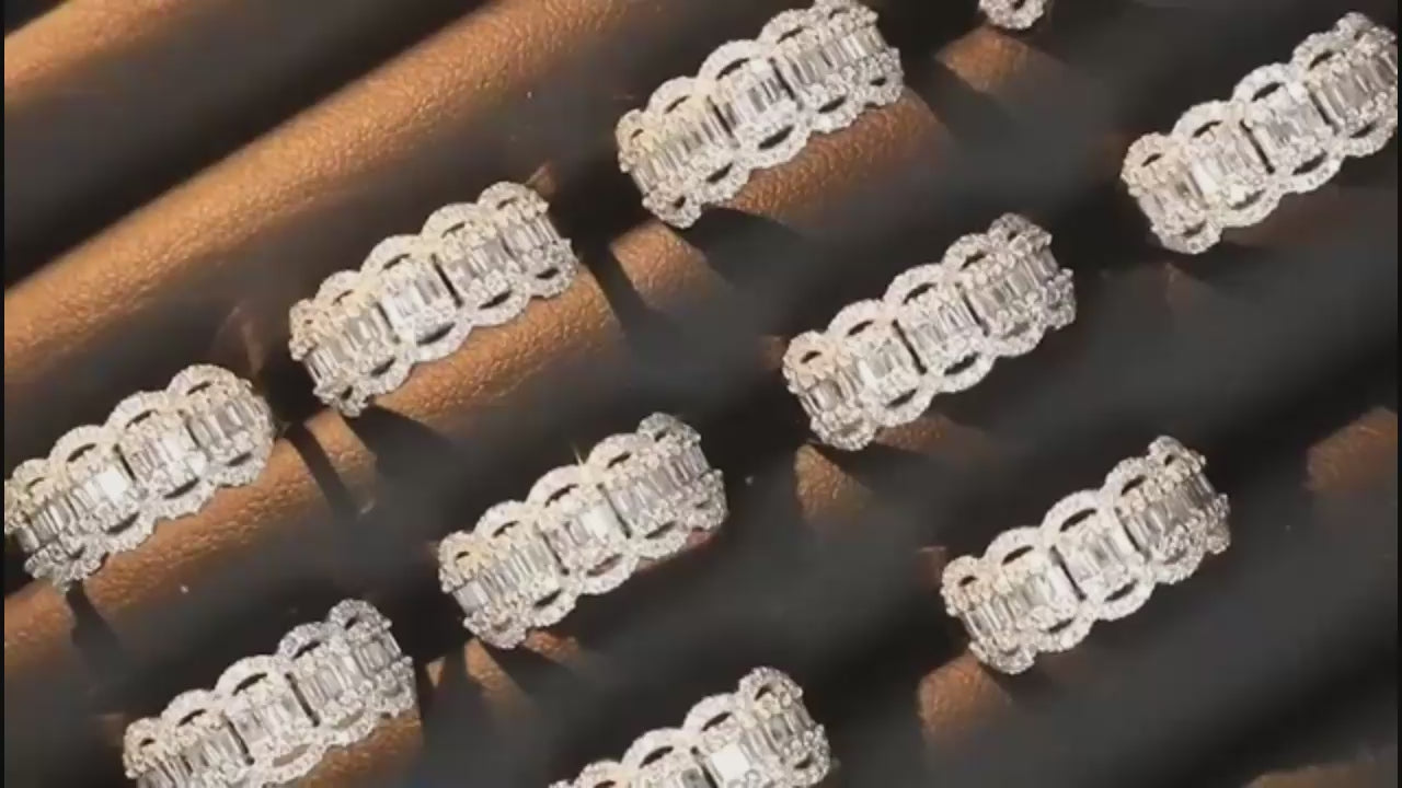 18k Solid Gold Diamond Wedding Band