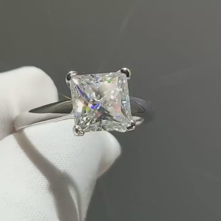 2.0 Ct Princess Cut Diamond Solitaire Engagement Ring