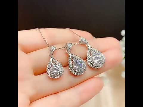 3.0 Ct Round Diamond Waterdrop Style Pendant Necklace
