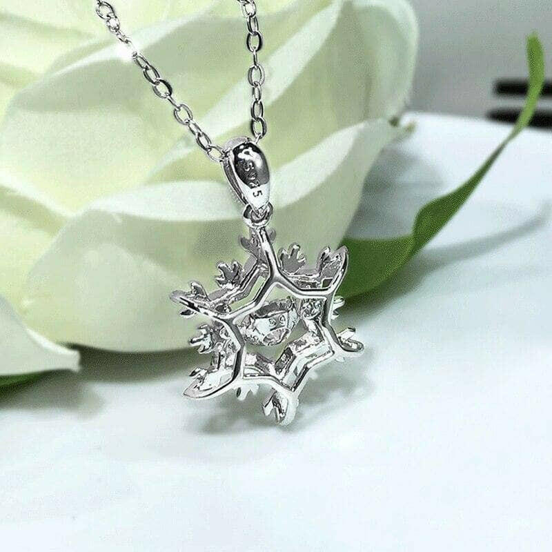 0.5 ct Snowflake Shaped Diamond Necklace-Evani Naomi Jewelry