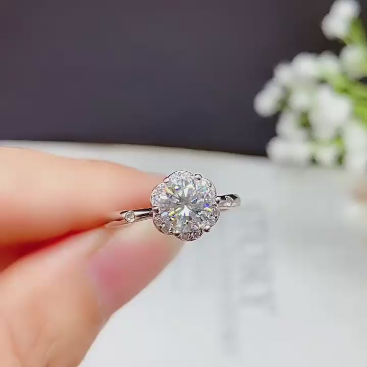 14k White Gold 1.0 Ct Crackling Engagement Ring