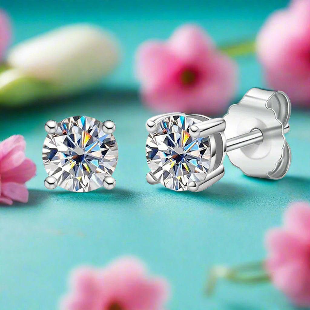 Classic 4.0mm Diamond Stud Earrings-Evani Naomi Jewelry