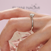 Classic Round-cut 1.00 ct Diamond Engagement Ring-Evani Naomi Jewelry