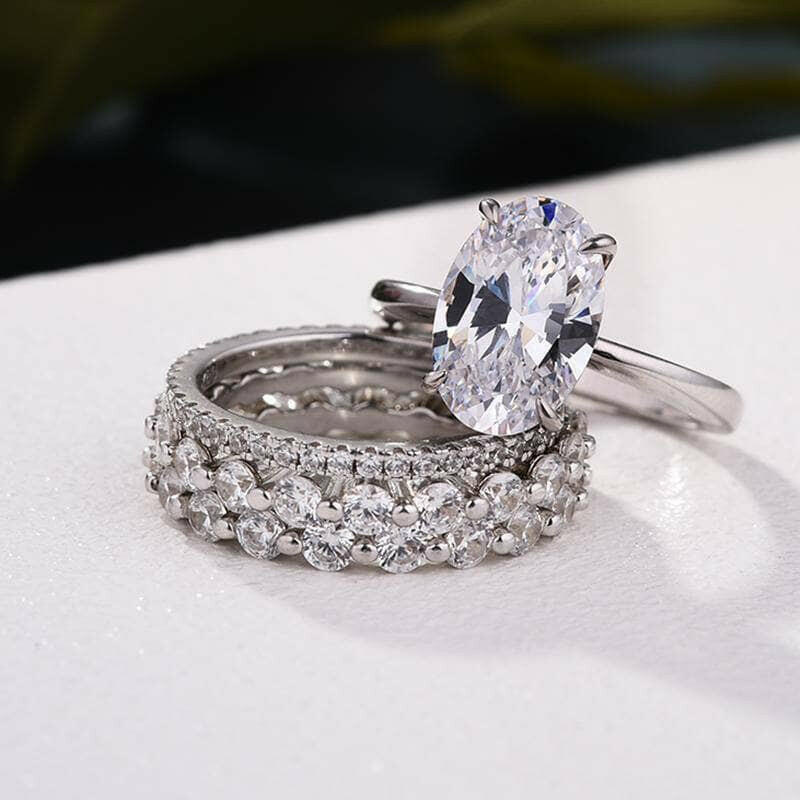 Classic White Gold Oval Cut Diamond Bridal Ring Set-Evani Jewelry