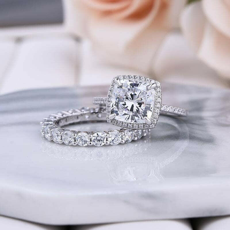 Flash Sale-Cushion Cut 3.5 ct Halo Wedding Set-Evani Naomi Jewelry