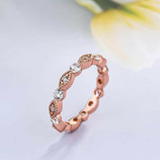 Round Cut Vintage Design Women's Wedding Band-Evani Naomi Jewelry