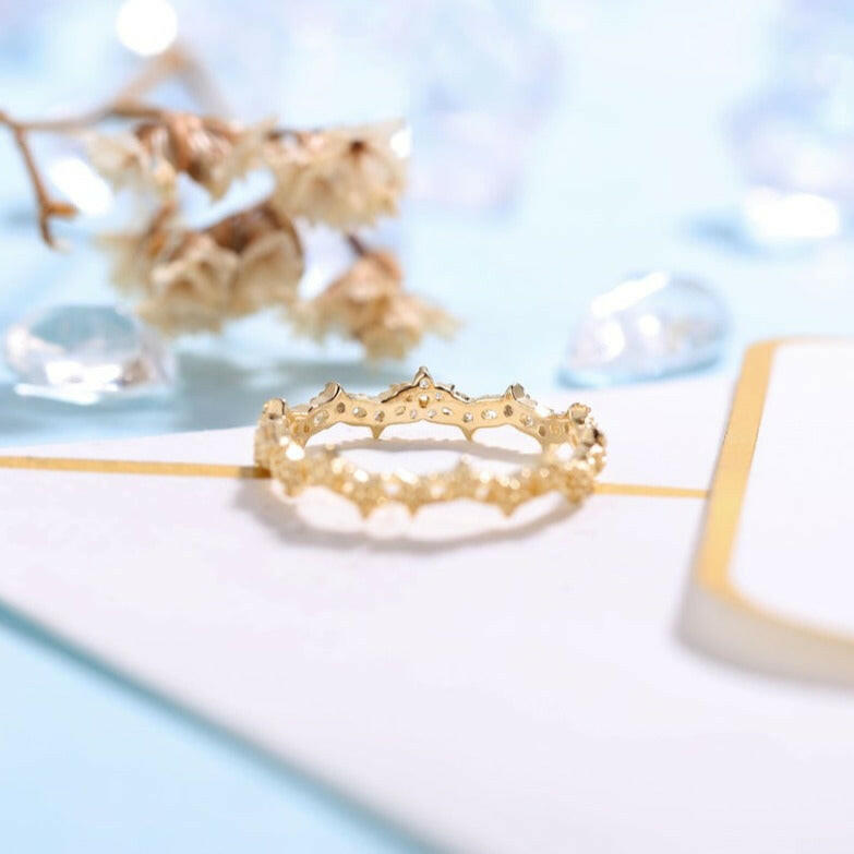 Round Diamond Stackable 14k Gold Wedding Band-Evani Naomi Jewelry
