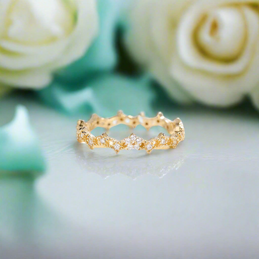 Round Diamond Stackable 14k Gold Wedding Band-Evani Naomi Jewelry