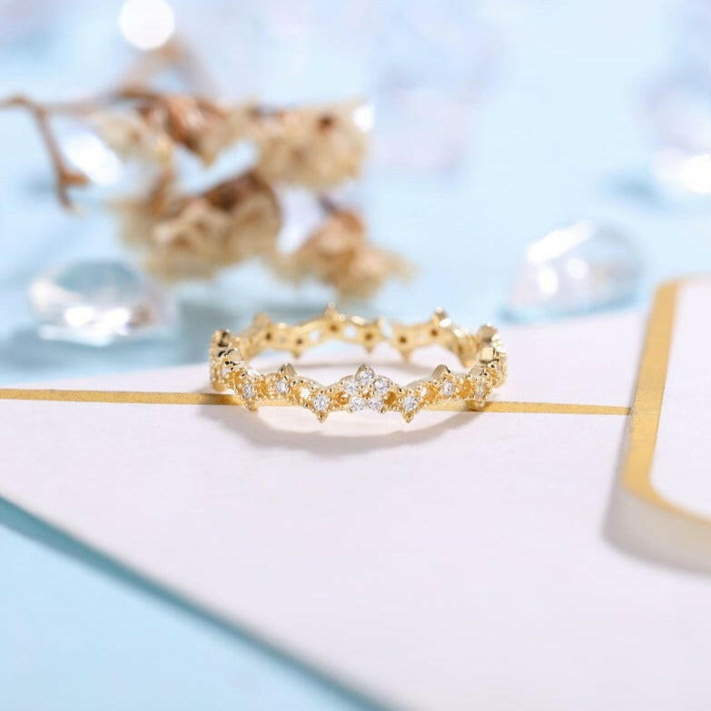 Round Diamond Stackable 14k Gold Wedding Band-Evani Naomi Jewelry