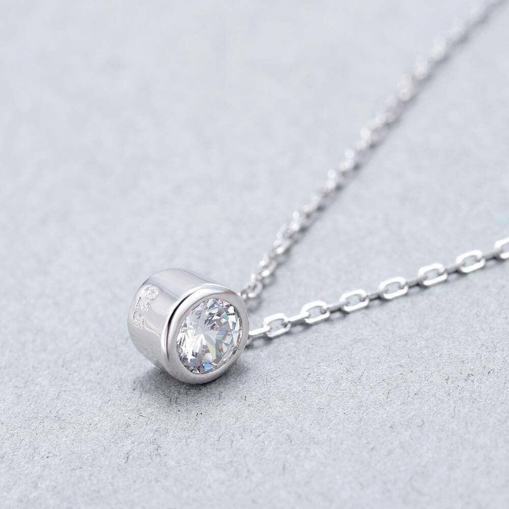 Round-cut 0.5 ct Diamond Necklace-Evani Naomi Jewelry