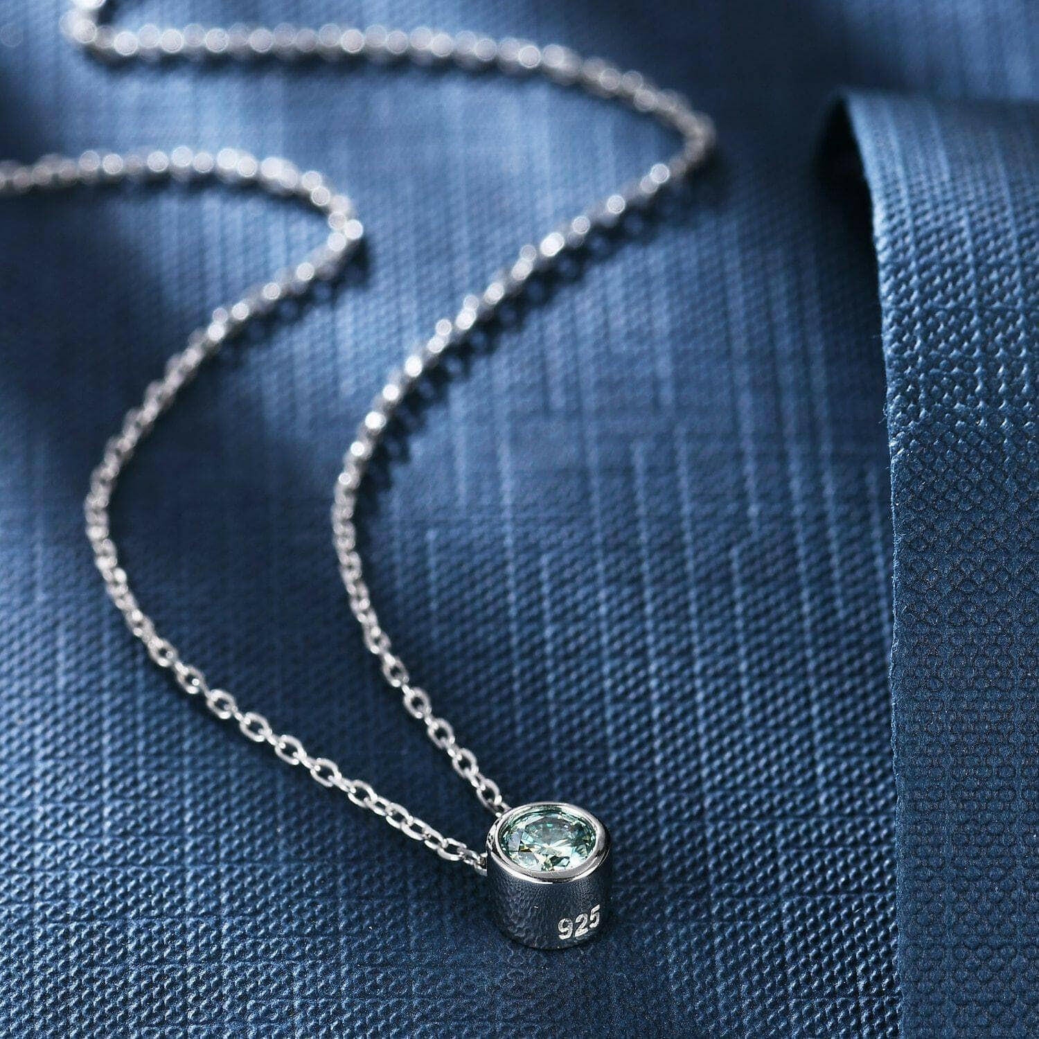 Round-cut 0.5 ct Green Diamond Solitaire Necklace-Evani Naomi Jewelry