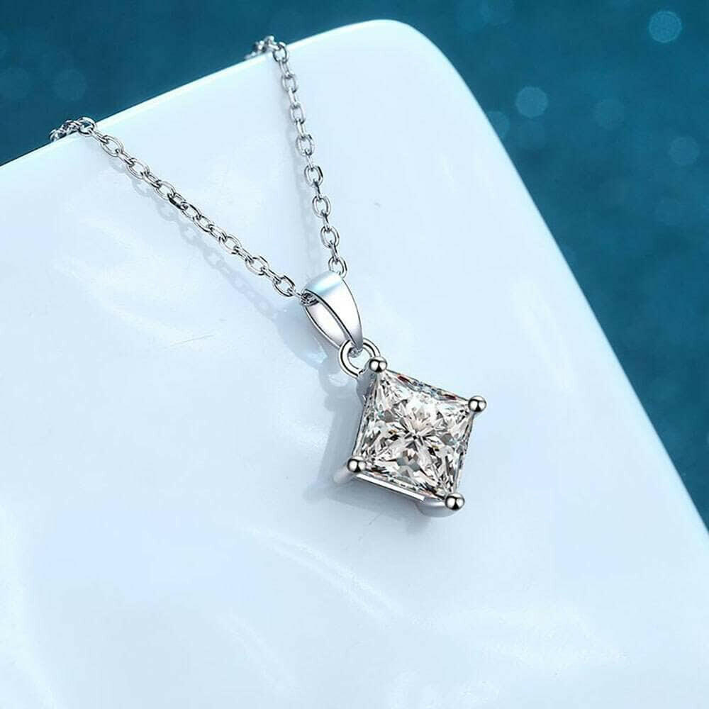 Simple 2.0 ct Princess-cut Diamond Necklace-Evani Naomi Jewelry